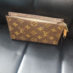 Louis Vuitton Monogram Canvas Zipper Pouch - Brown/Tan